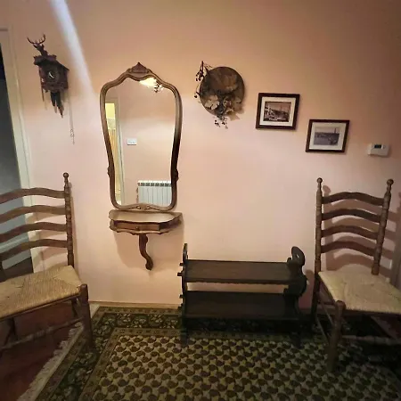 Cinthia アパート ツリクヴェニツァ